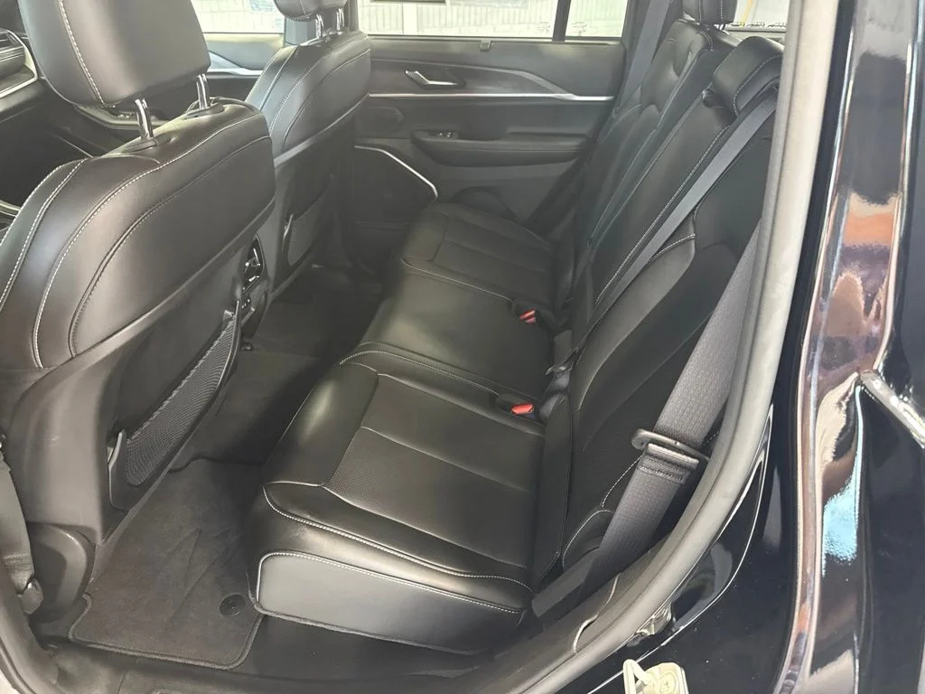 Used 2024 Black Jeep 4xe image 12