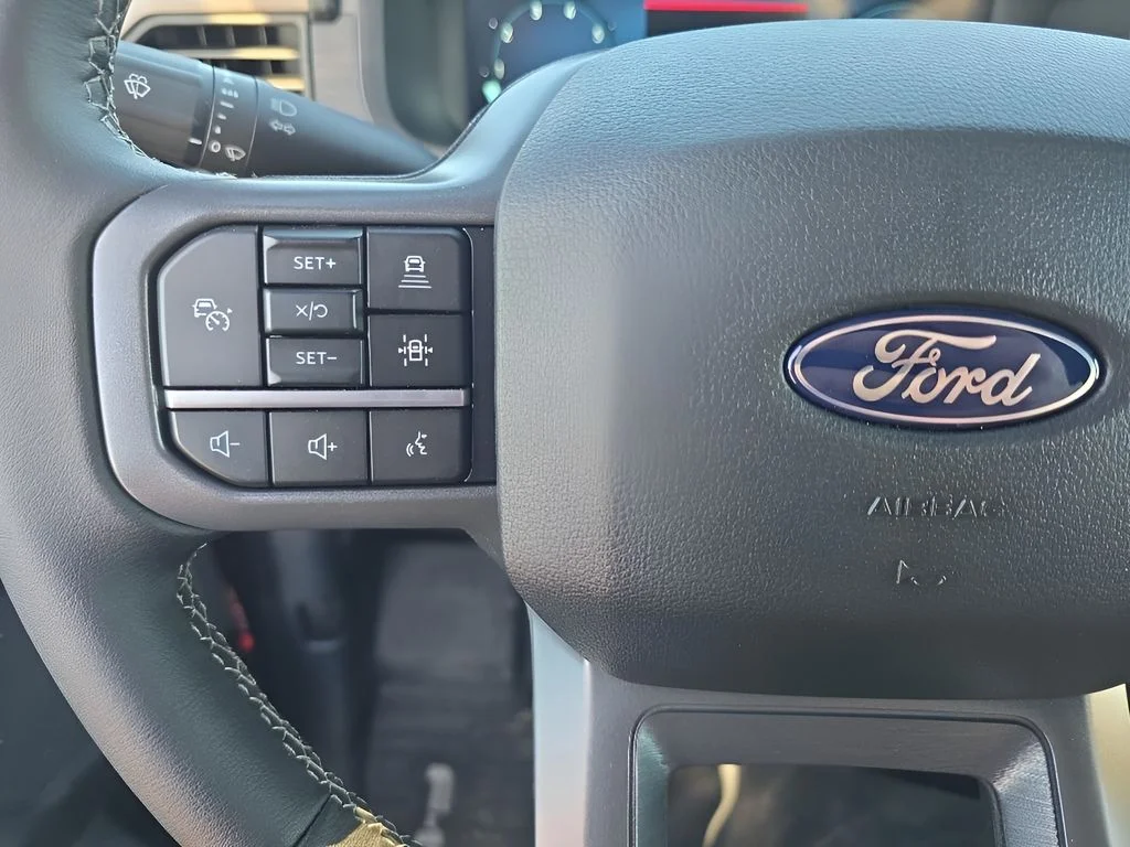 2025 Ford F-150 XLT - Photo 14