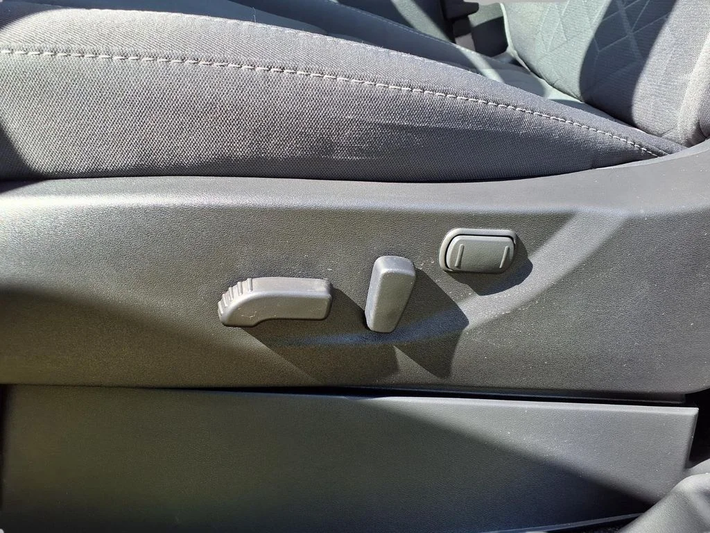 2026 Nissan Frontier SV - Photo 23