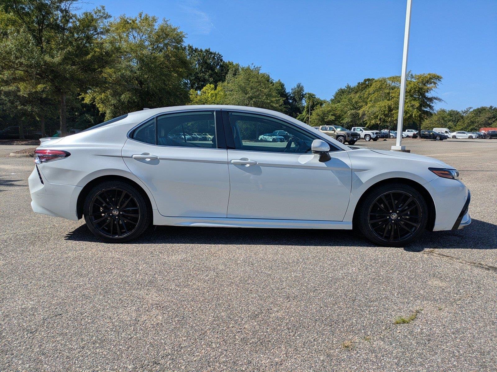 Used 2024  Toyota XSE image 3