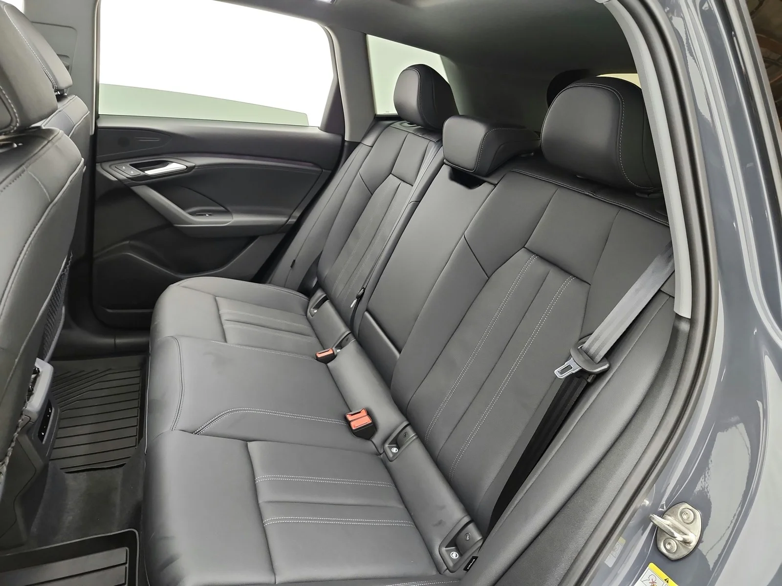 Used 2025 Magnet Gray Audi Premium quattro image 16