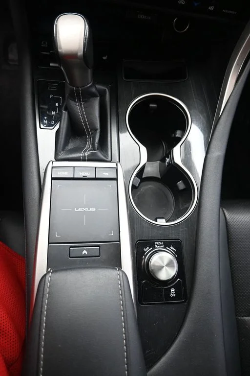 2022 Lexus RX 350 - Photo 17