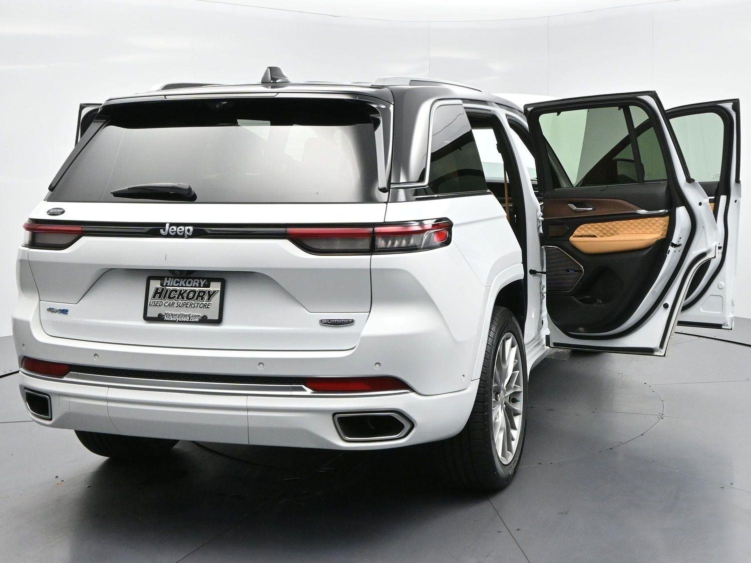 Used 2022 Bright White Clearcoat Jeep Summit image 46