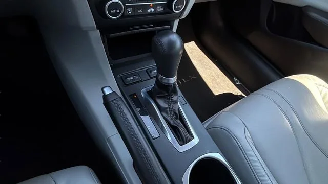 Used 2019 Red Acura Premium Package image 28