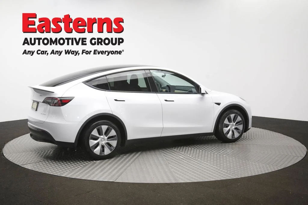 Used 2023 White Tesla Long Range image 37