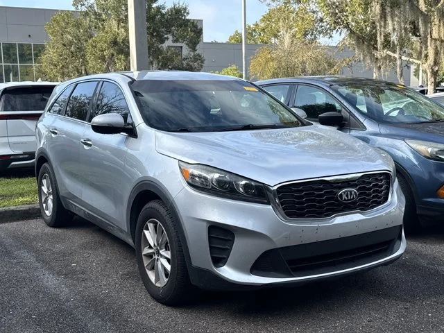 Used 2019 Silver Kia LX image 1