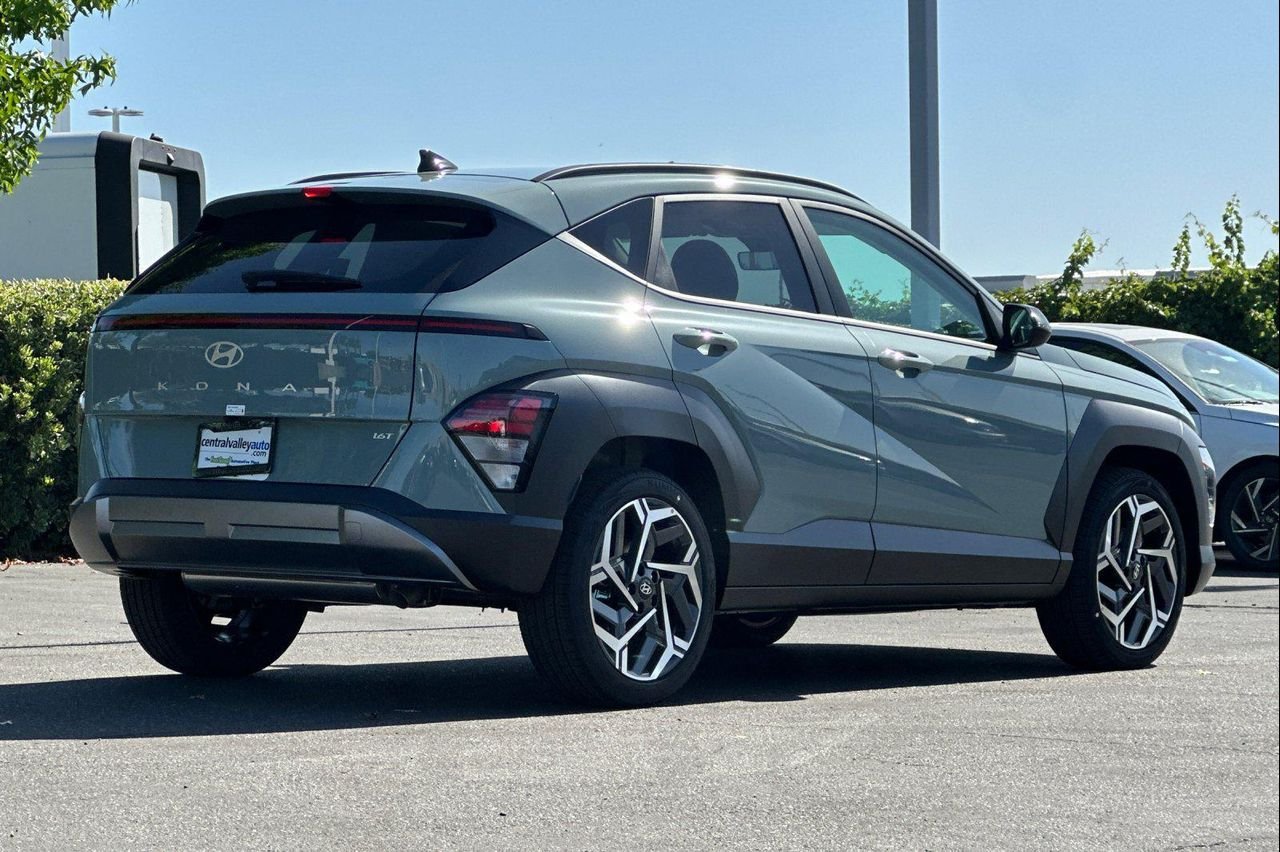 New 2026 Mirage Green Hyundai SEL Premium FWD image 4