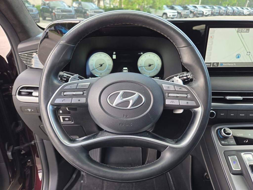 Used 2023 Sierra Burgundy Hyundai Calligraphy image 35