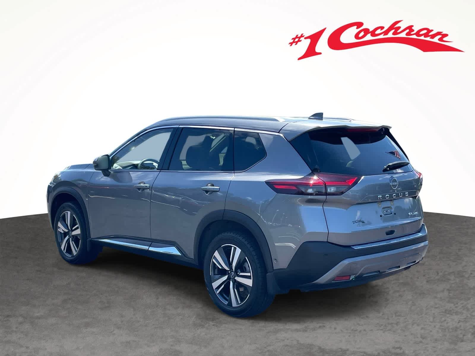 Certified Used 2023 Gun Metallic Nissan SL image 6
