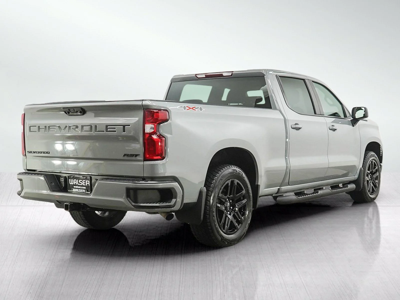 Used 2024 Slate Gray Metallic Chevrolet RST image 5