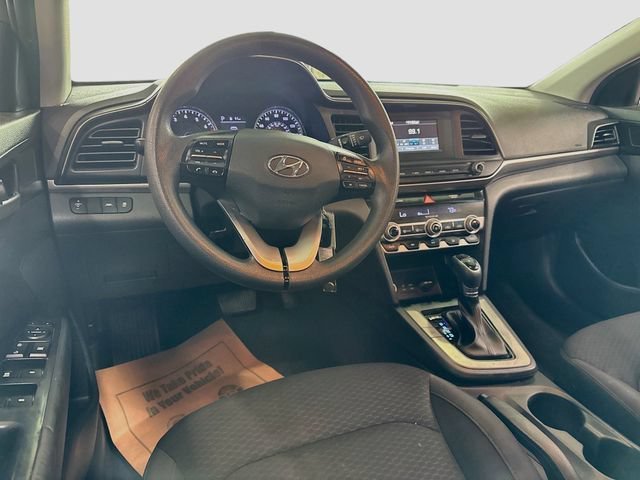 Used 2020 Fluid Metal Hyundai SE image 16