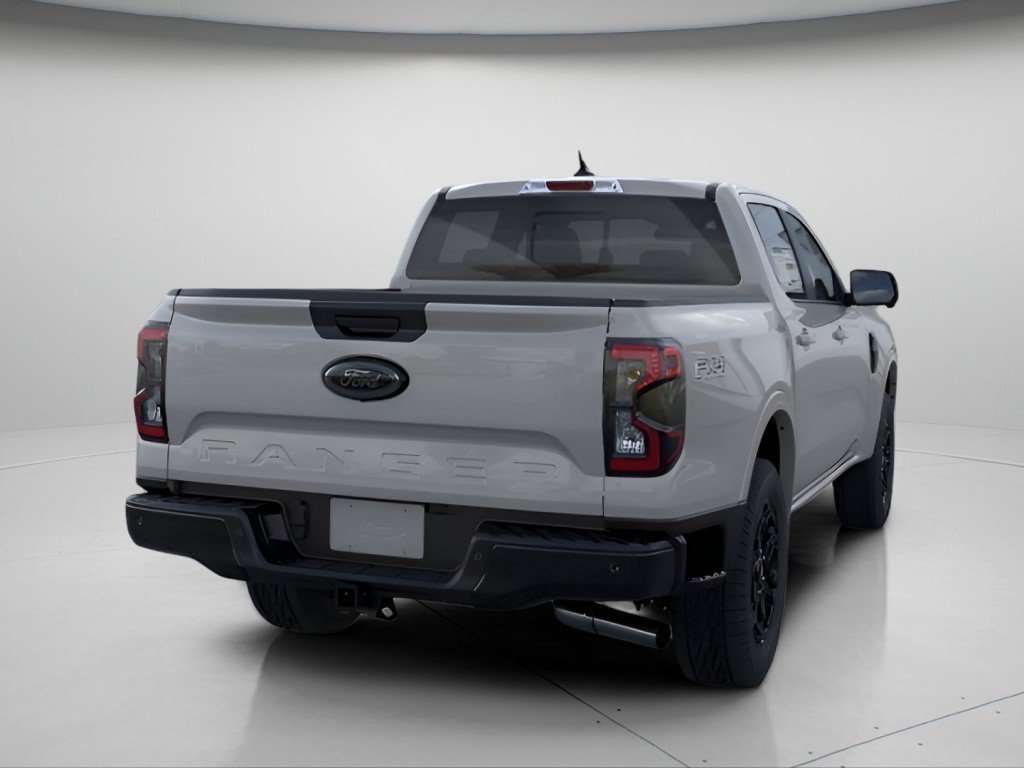 New 2026 Avalanche Ford LARIAT image 9
