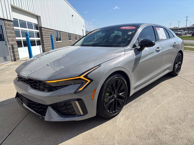 Used 2026 Wolf Gray Kia GT image 4