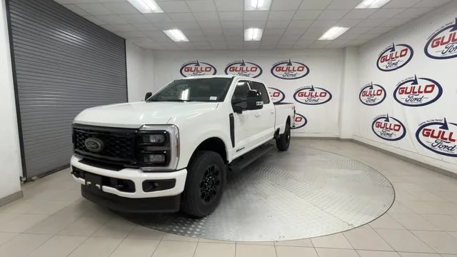 New 2026 Star White Metallic Tri-Coat Ford Lariat image 6