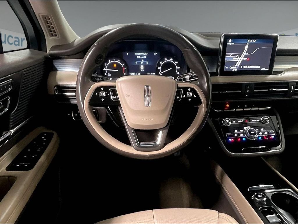 Used 2020 White Lincoln Standard image 17