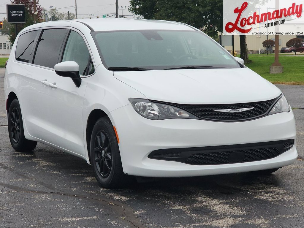 2023 Chrysler Voyager