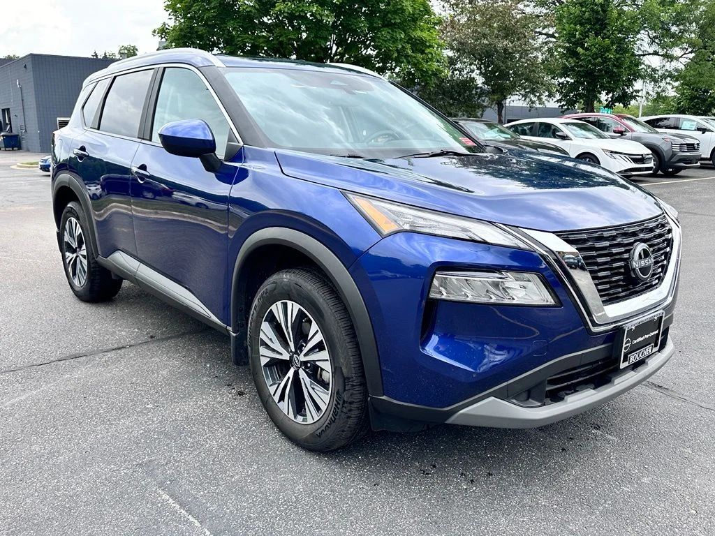 Used 2023 Caspian Blue Metallic Nissan SV image 2