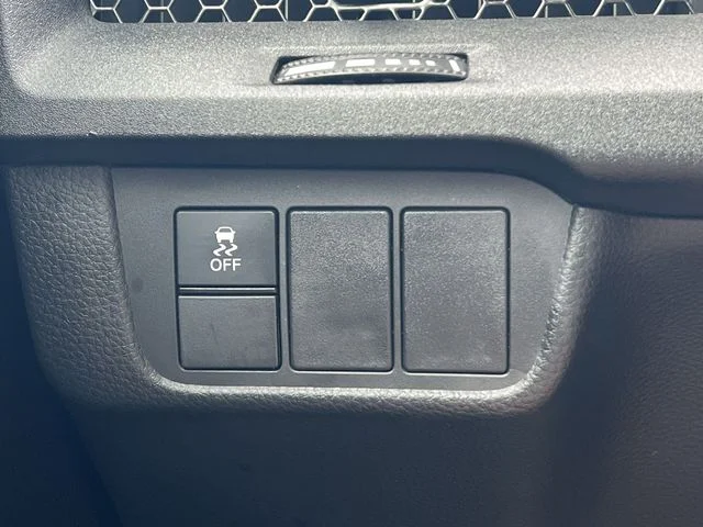 Used 2023  Honda LX image 27