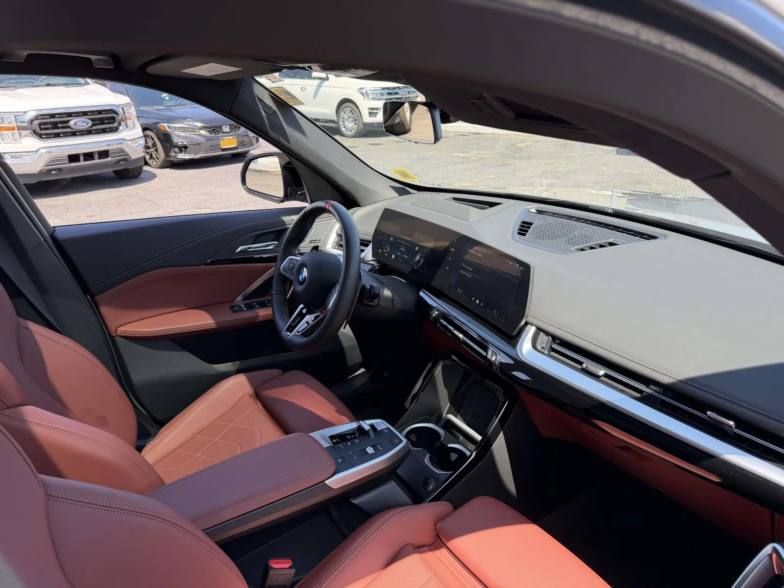 2026 BMW X1 M35i - Photo 12