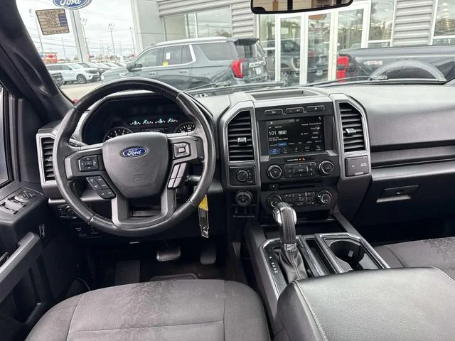 Used 2018 Black Ford XLT image 16