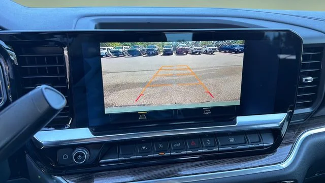 Used 2025 Gray Chevrolet LT image 26