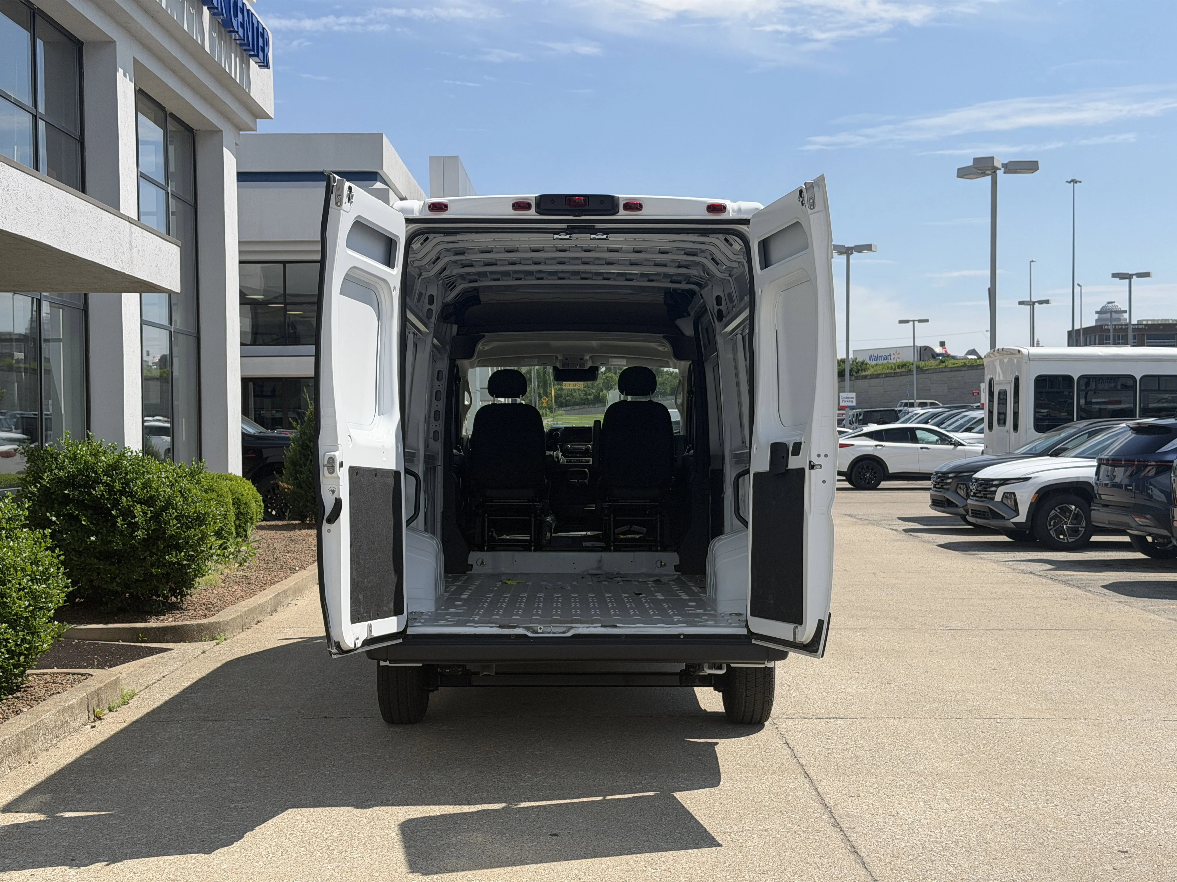 New 2026 Bright White Clear-Coat Exterior Paint RAM Tradesman image 10