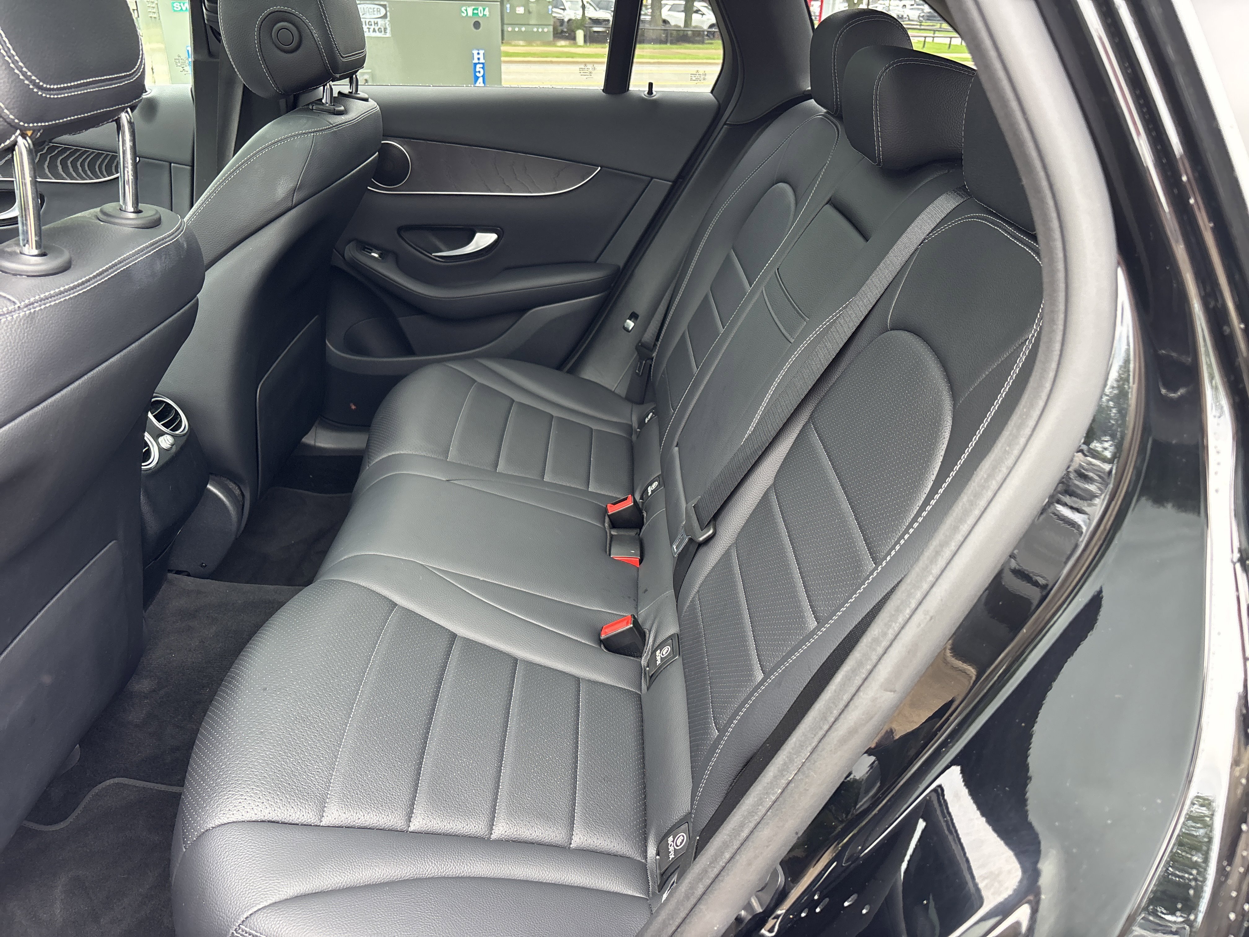 Used 2018 Black Mercedes-Benz GLC 300 4Matic image 16