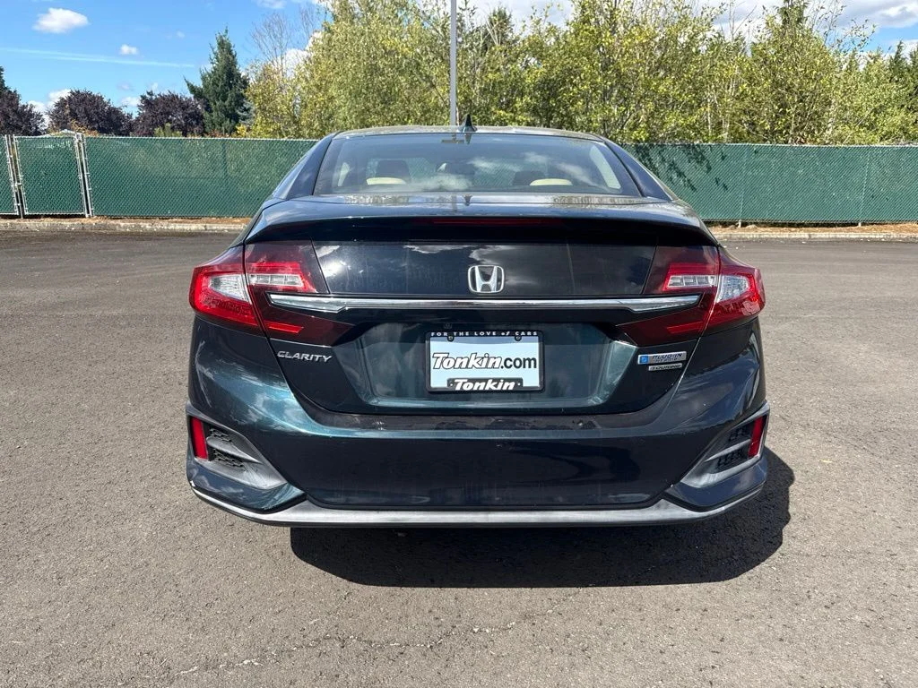 Used 2018 Moonlit Forest Pearl Honda Touring image 6