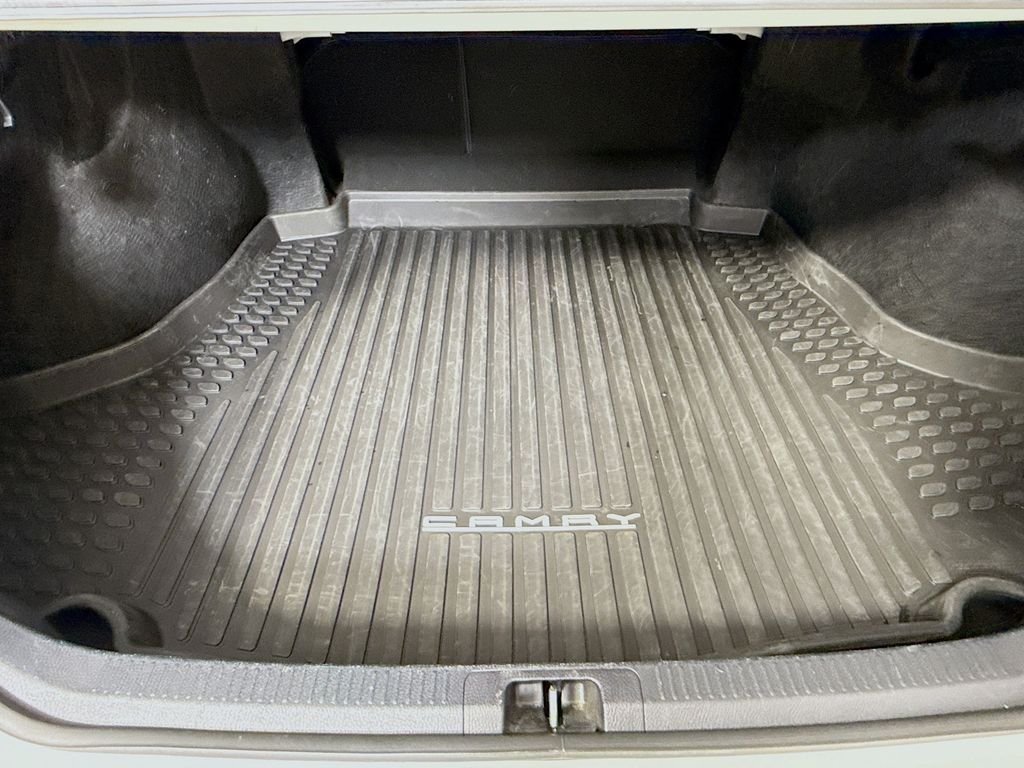 Used 2023 Ice Cap Toyota SE image 23