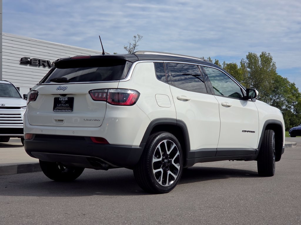Used 2018 White Clearcoat Jeep Limited image 24