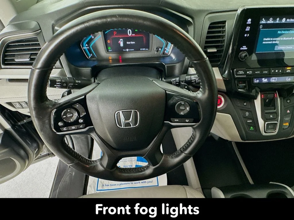 Certified Used 2018 Gray Honda Touring image 14
