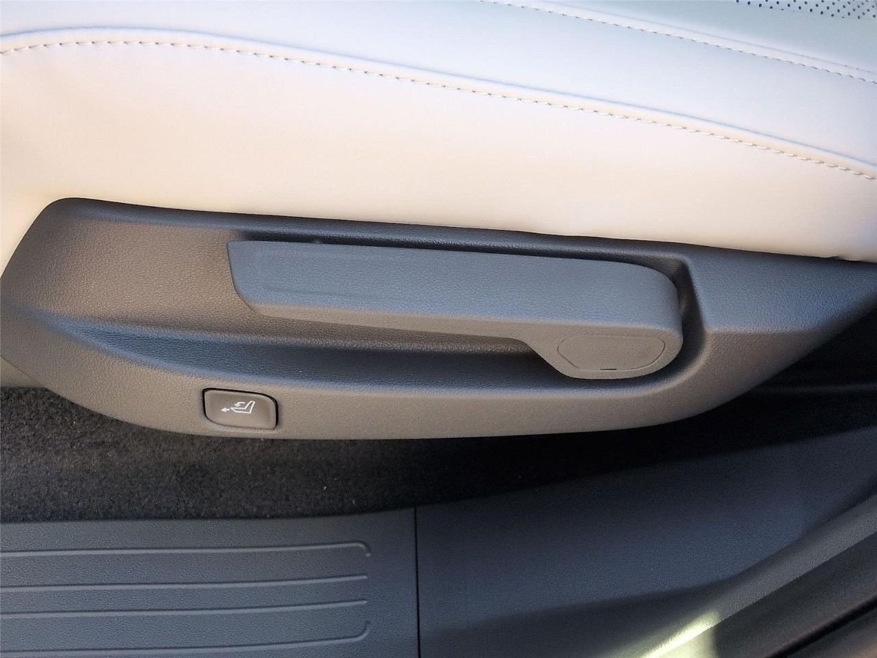 2026 Hyundai Santa Fe SEL - Photo 26