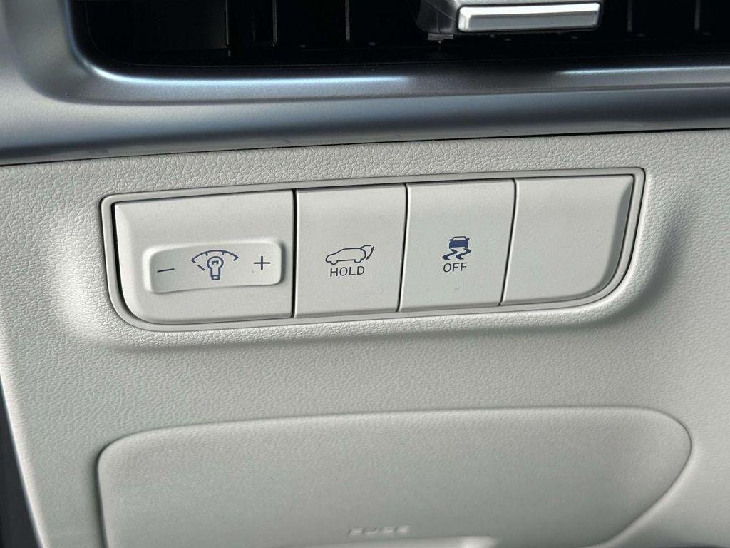 New 2026 Rockwood Green Hyundai SEL Premium AWD image 32