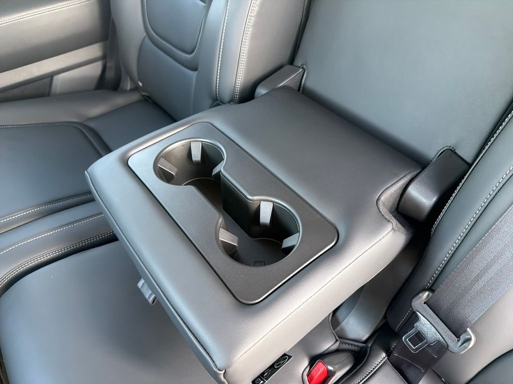 New 2026 Nissan Armada SV 4D Sport Utility