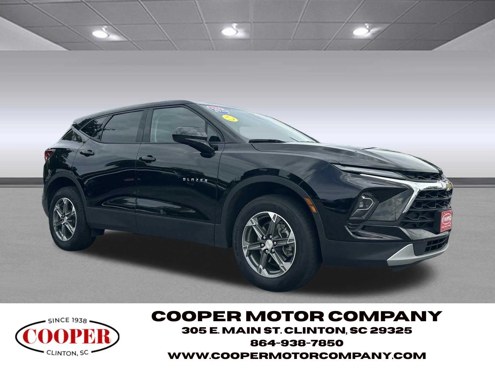 Used 2025 Black Chevrolet LT image 7