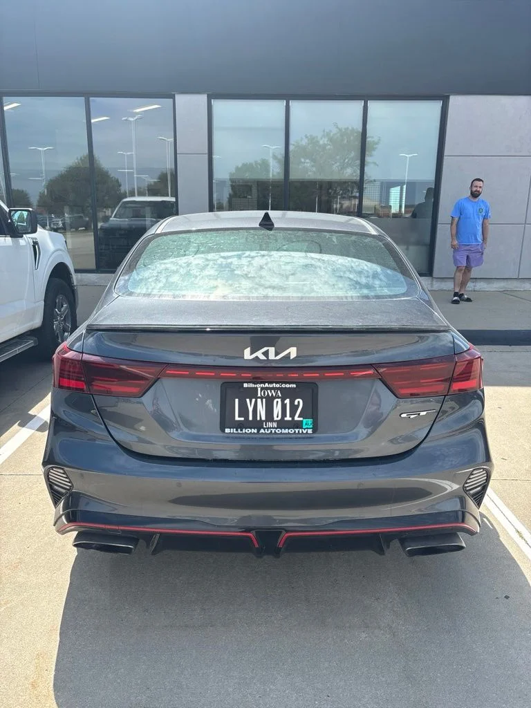 Used 2022 Gray Kia GT image 5