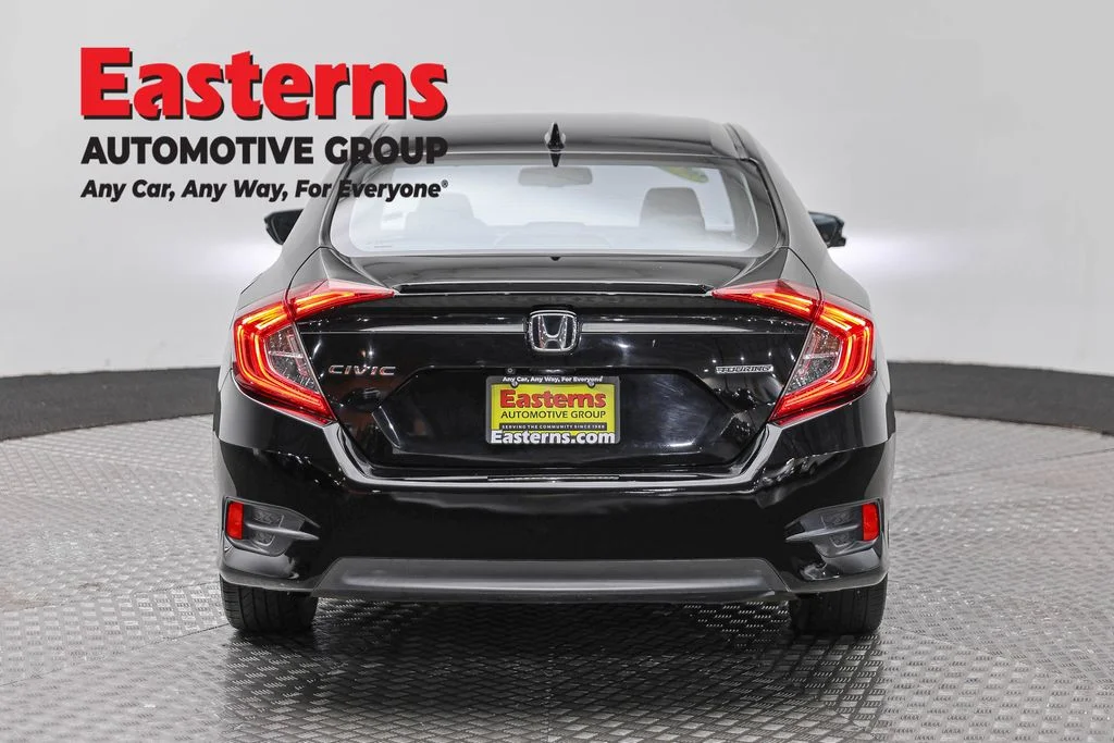 Used 2017 Black Honda Touring image 6
