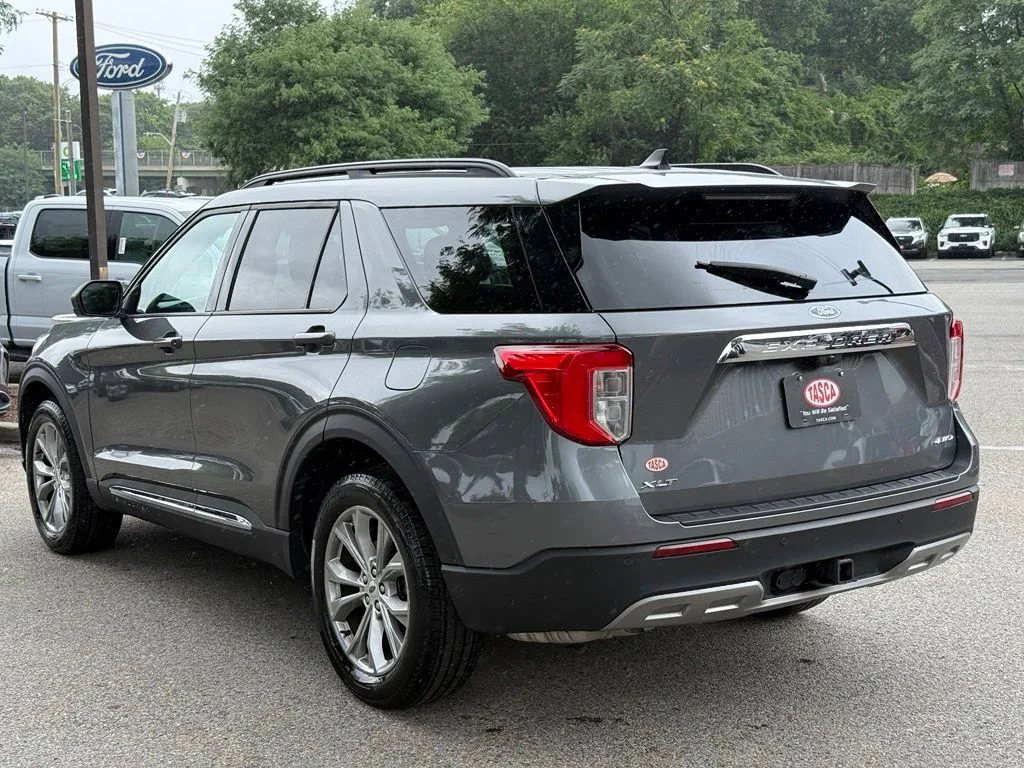 Used 2023 Gray Ford XLT image 8