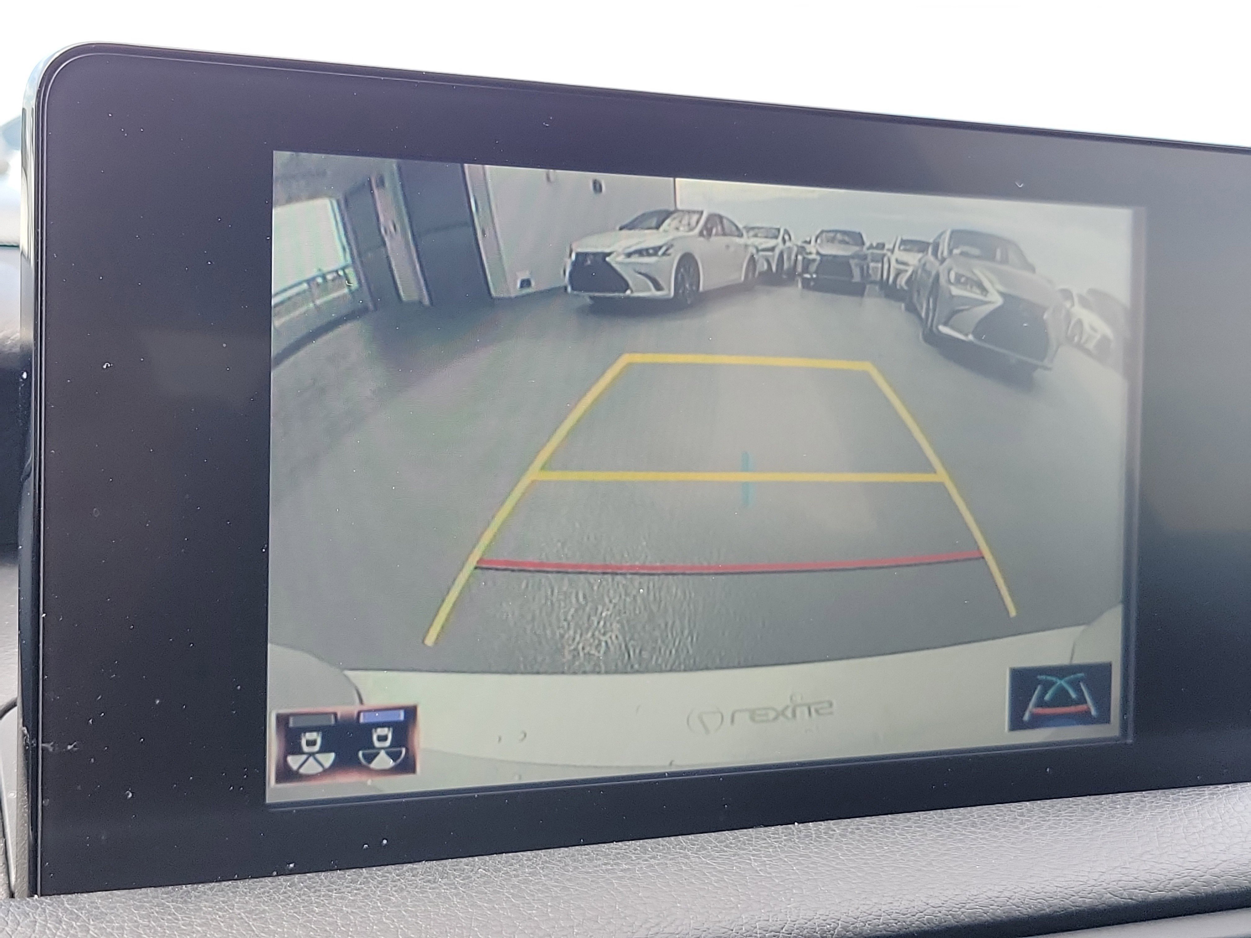 Used 2024 White Pearl Lexus 300 image 32