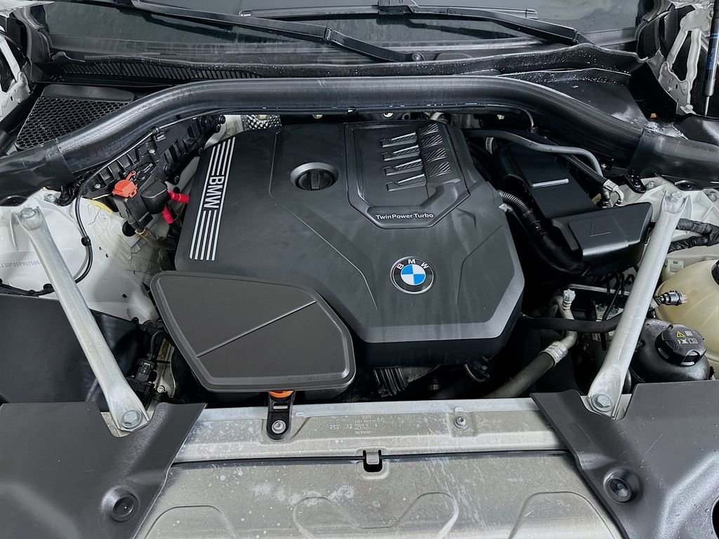 Used 2024 Mineral White Metallic BMW sDrive30i image 31
