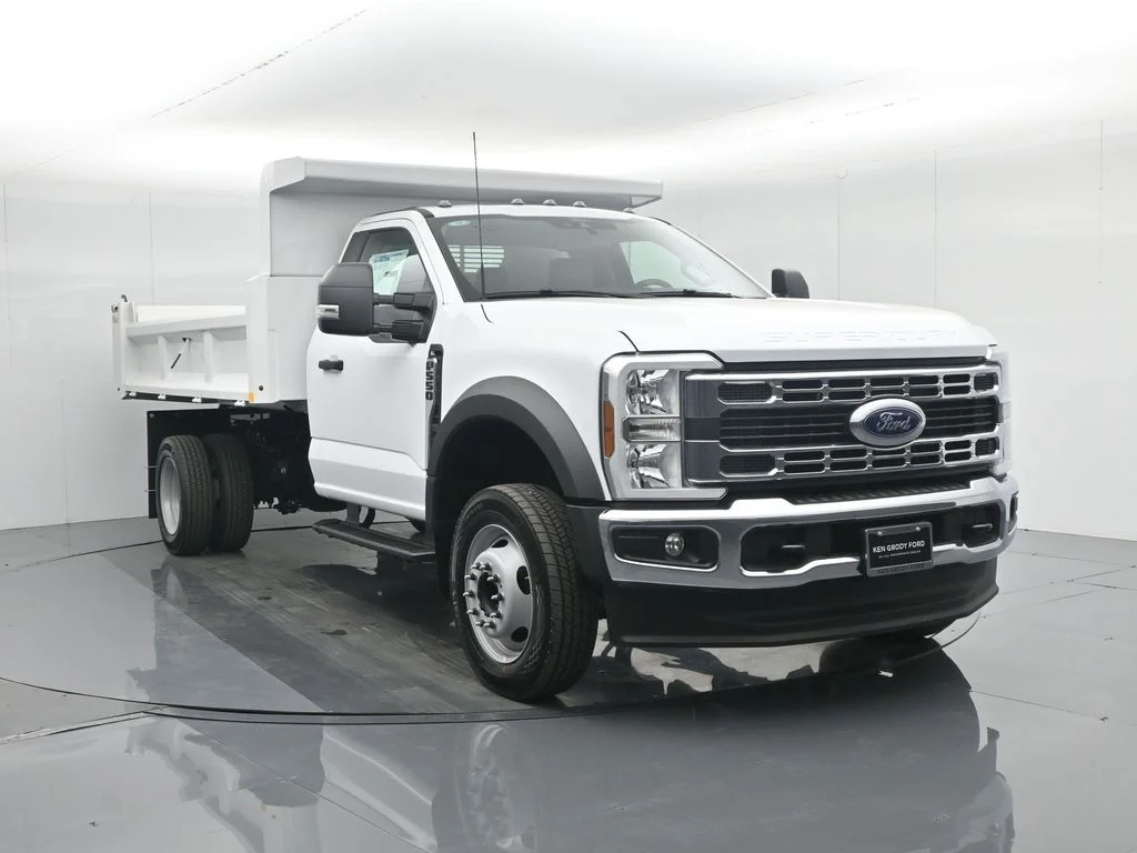 2025 Ford F-550 XL Regular Cab 169-In DRW's photo