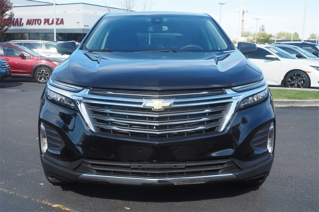 2022 Chevrolet Equinox LT photo 2