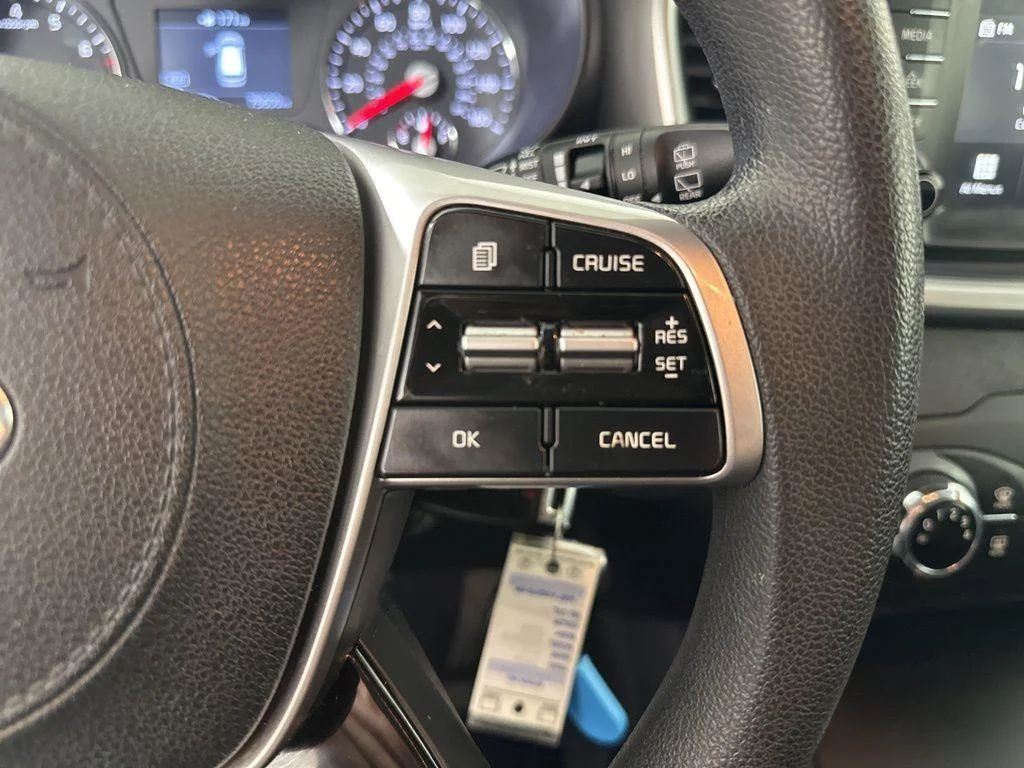 Used 2020 Snow White Pearl Kia LX image 9