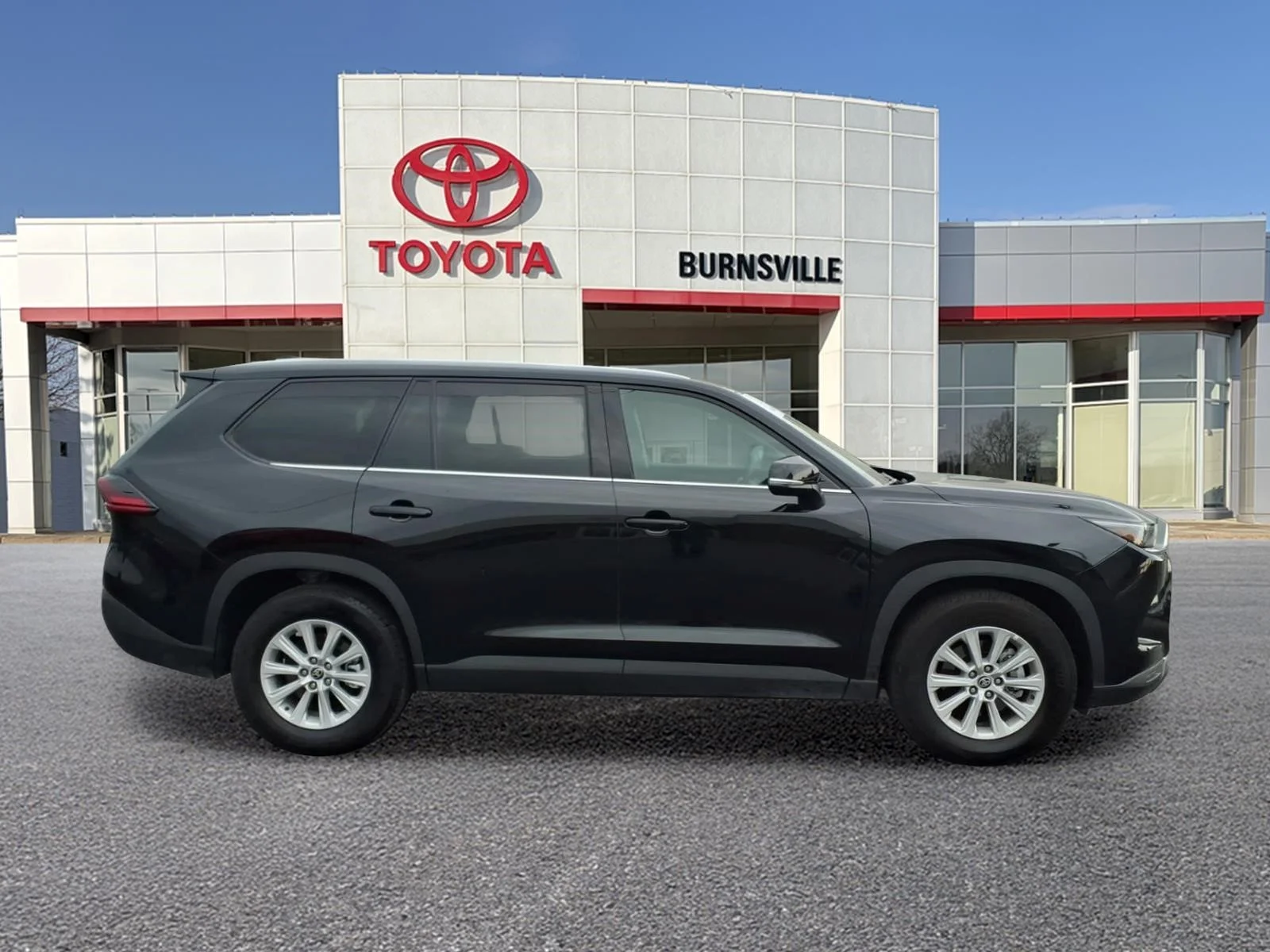 Certified 2026 Toyota Grand Highlander XLE with VIN 5TDAAAB50TS138994 for sale in Burnsville, Minnesota