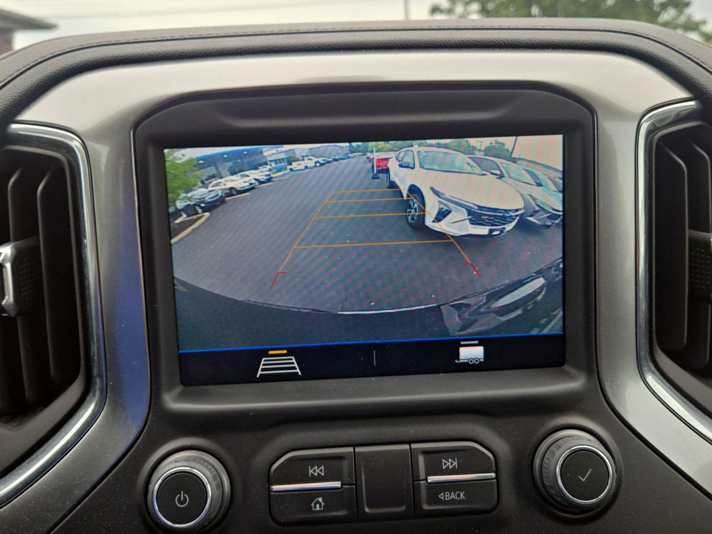 Used 2022 Shadow Gray Metallic Chevrolet LT image 5