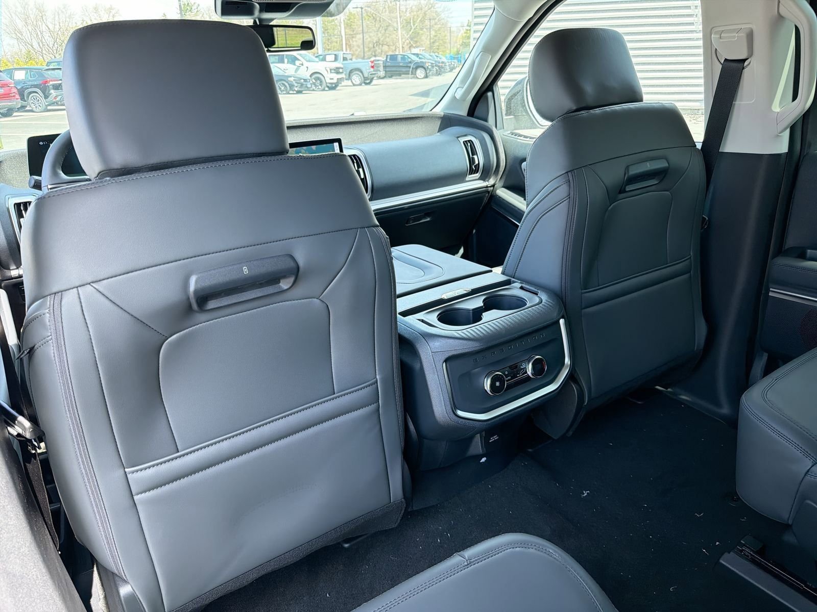 New 2026 Oxford White Ford Active image 19