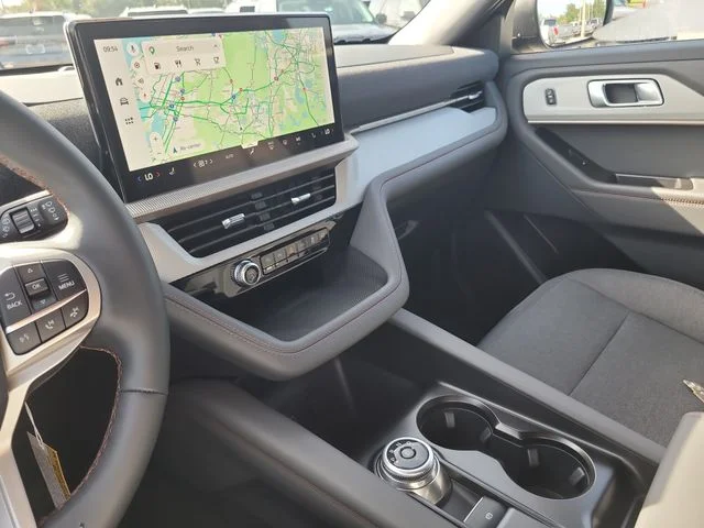 New 2027 Black Metallic Ford Active image 23