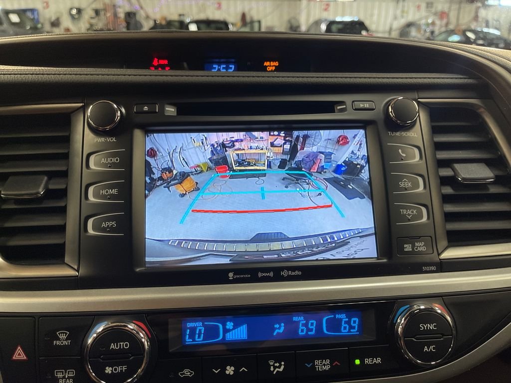 Used 2019 Gray Toyota XLE image 24