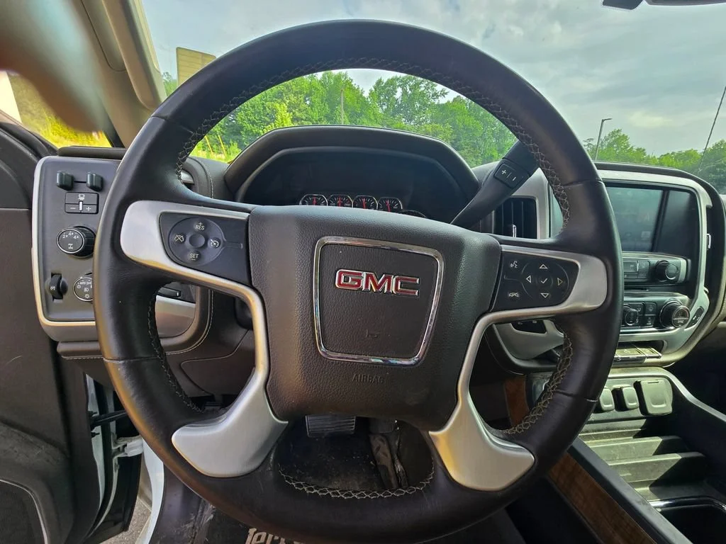 Used 2015 SUMMIT WHITE GMC SLT image 23