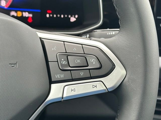 New 2026 Platinum Gray Metallic Volkswagen 1.5T SE image 36